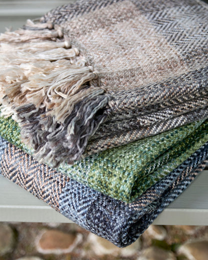 Tweed Check Throw
