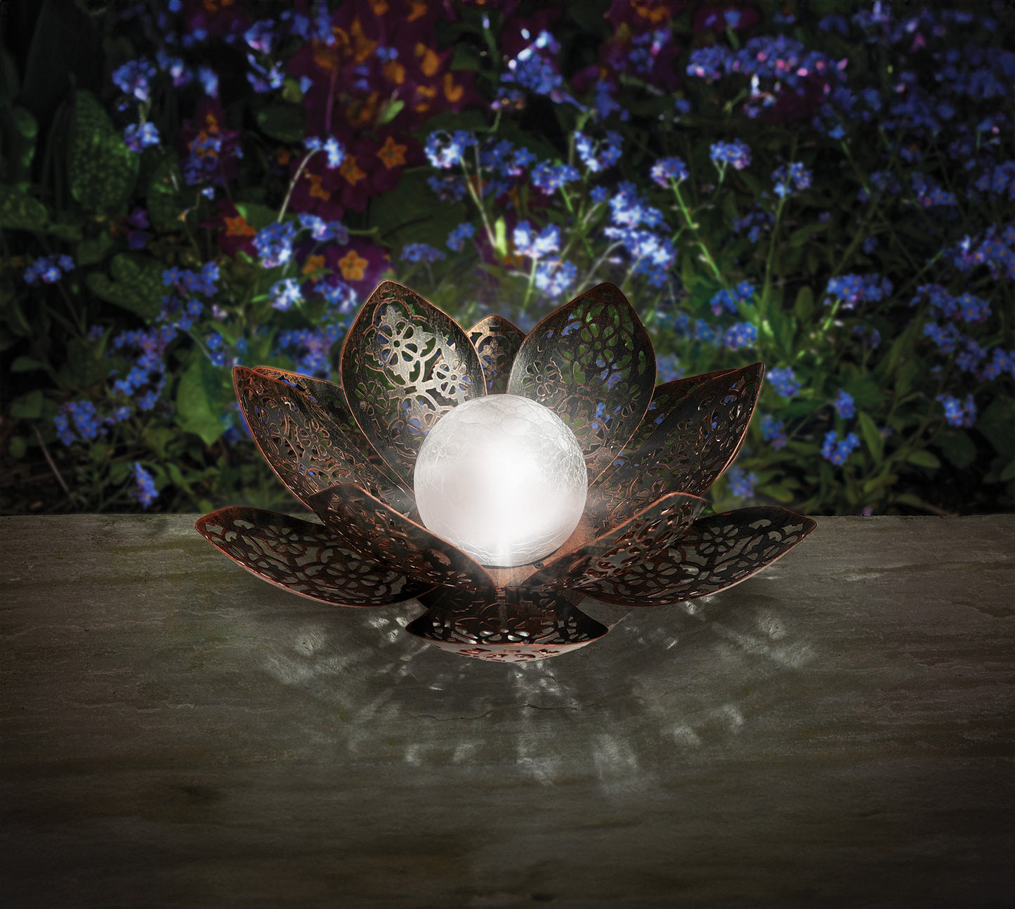 Damasque Solar Lotus
