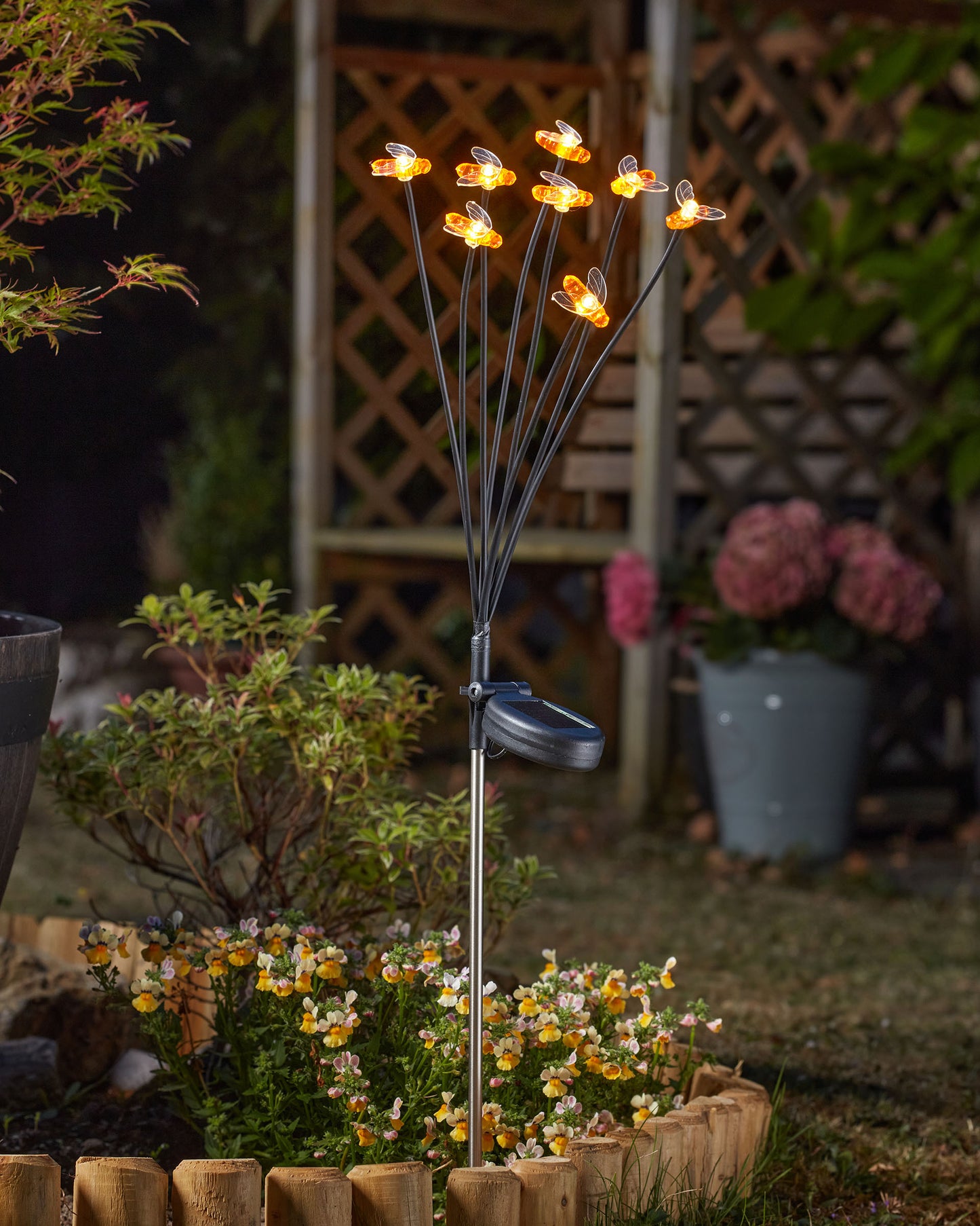 8-Stem BeeLights Stake Light