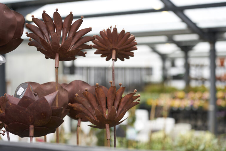 Artificial flowers for the garden made of iron